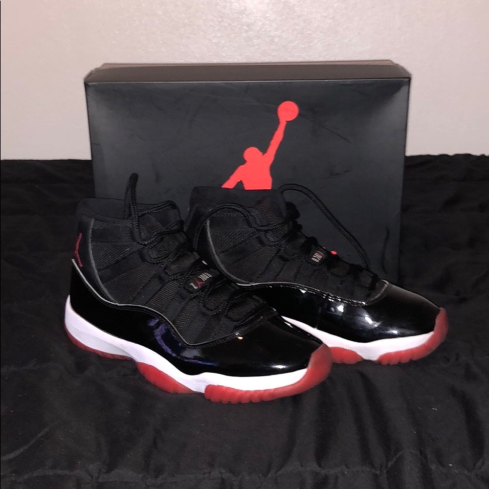 air jordan bred 11’s